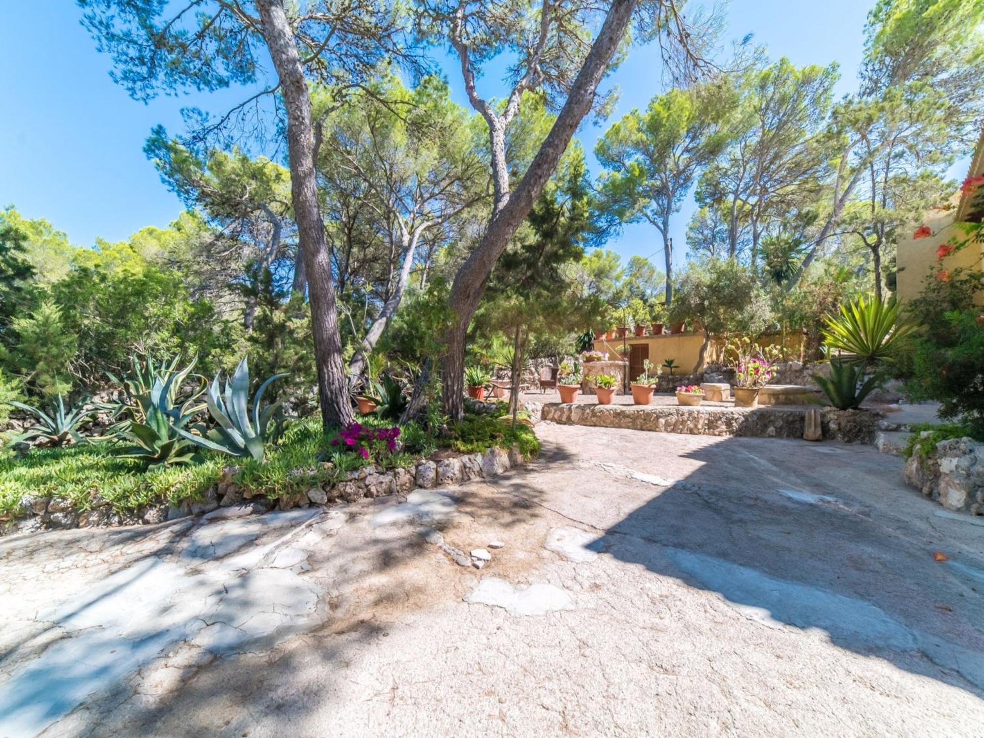 Charming Near Porto Petro *