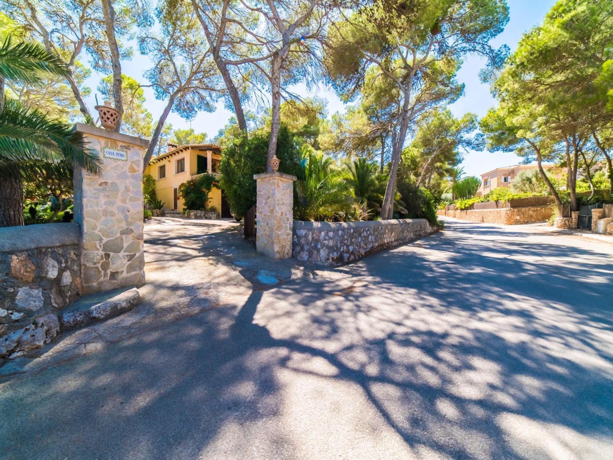Charming Near Porto Petro